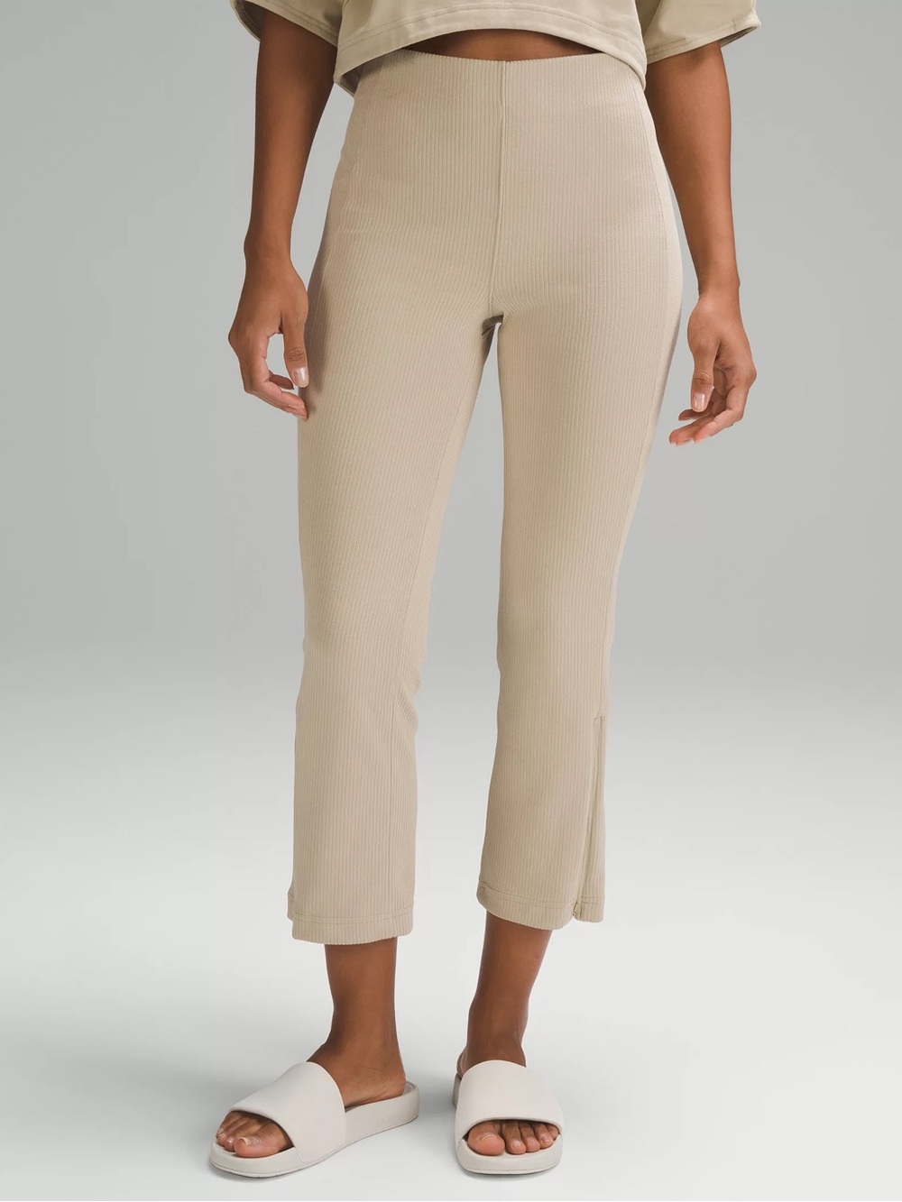 Lululemon Ribbed Softstreme Zip-Leg High-Rise Crop 25"